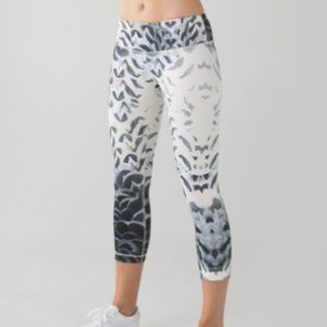 Lululemon Wunder Under Crop Pants Size 8